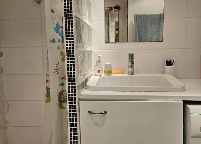 Amoureva,t2, Vue Lagon, Proche Mer, Parking, Clim, Piscine * Agde